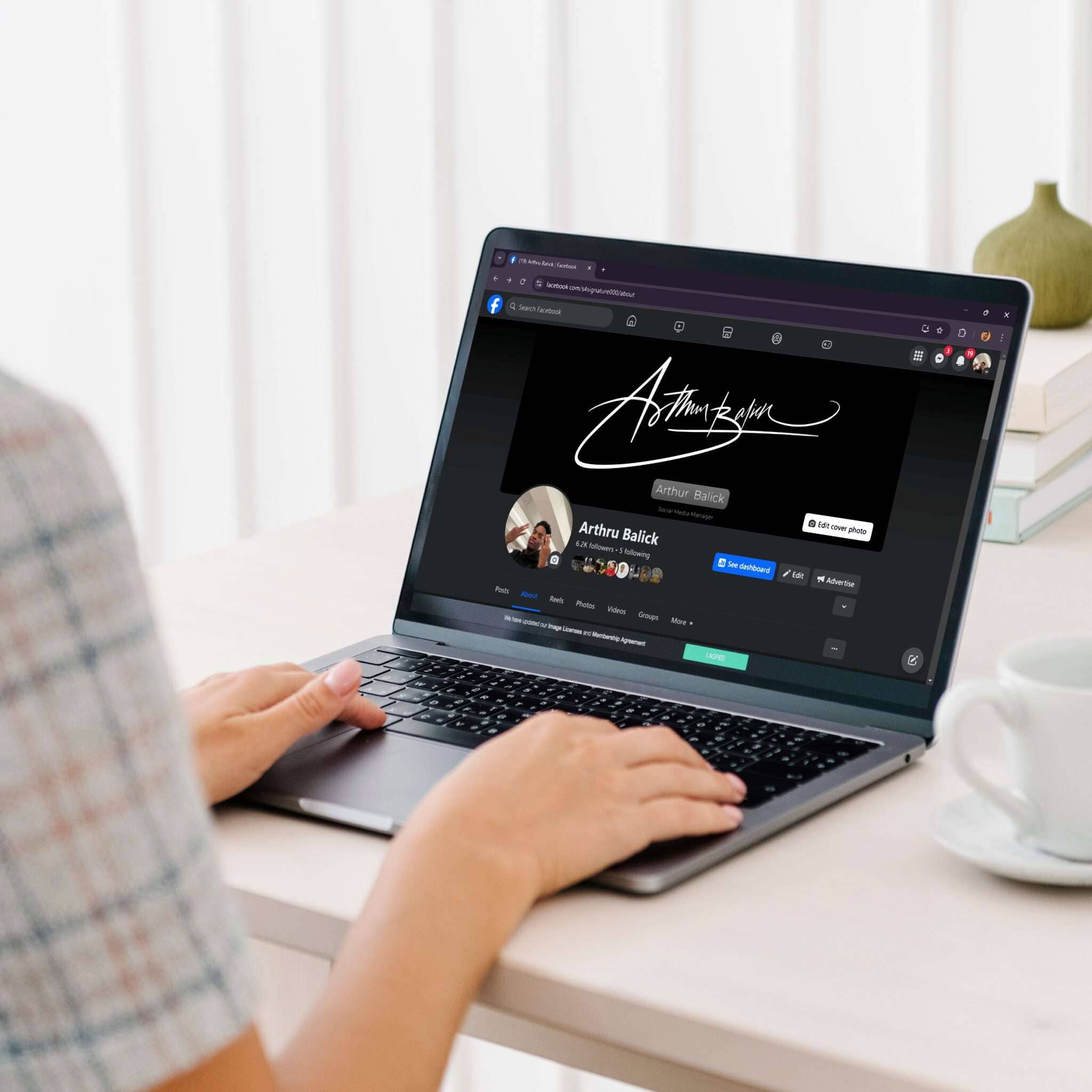 Signature in Social Media Profile
