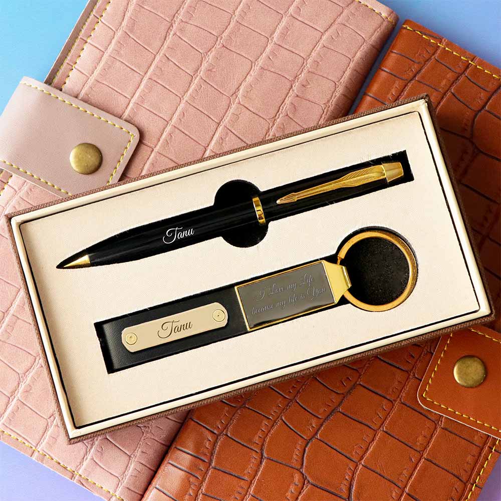 customized-pen-and-keychain-gift-set