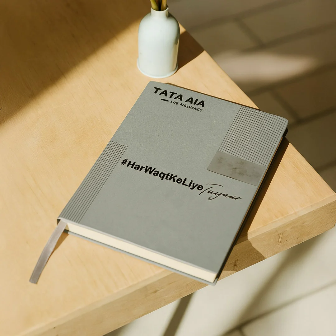 personalized-diary-with-metal-plate